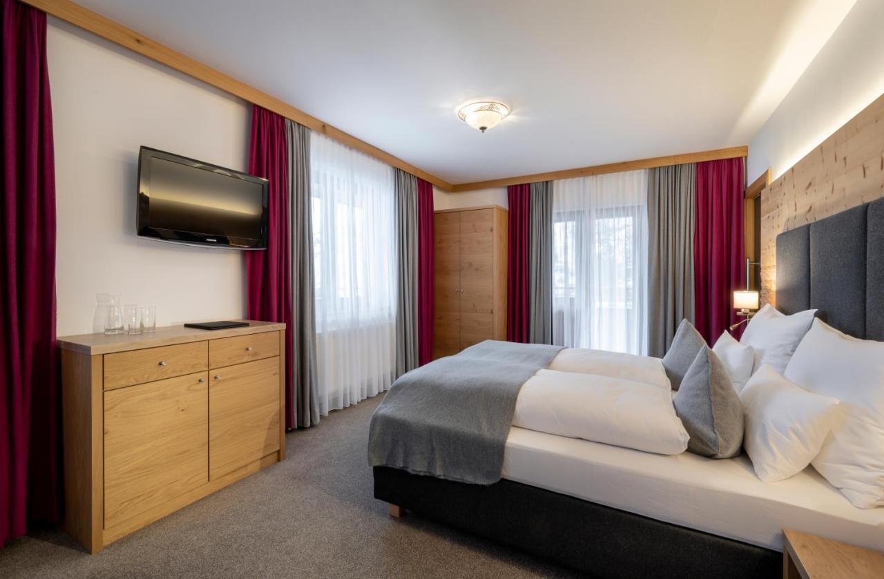 Ski & Bike Hotel Wiesenegg Saalbach-Hinterglemm Exteriér fotografie