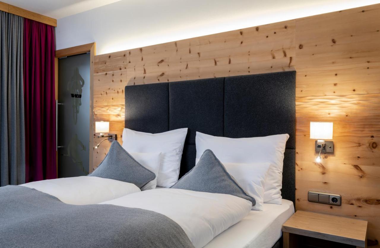 Ski & Bike Hotel Wiesenegg Saalbach-Hinterglemm Exteriér fotografie